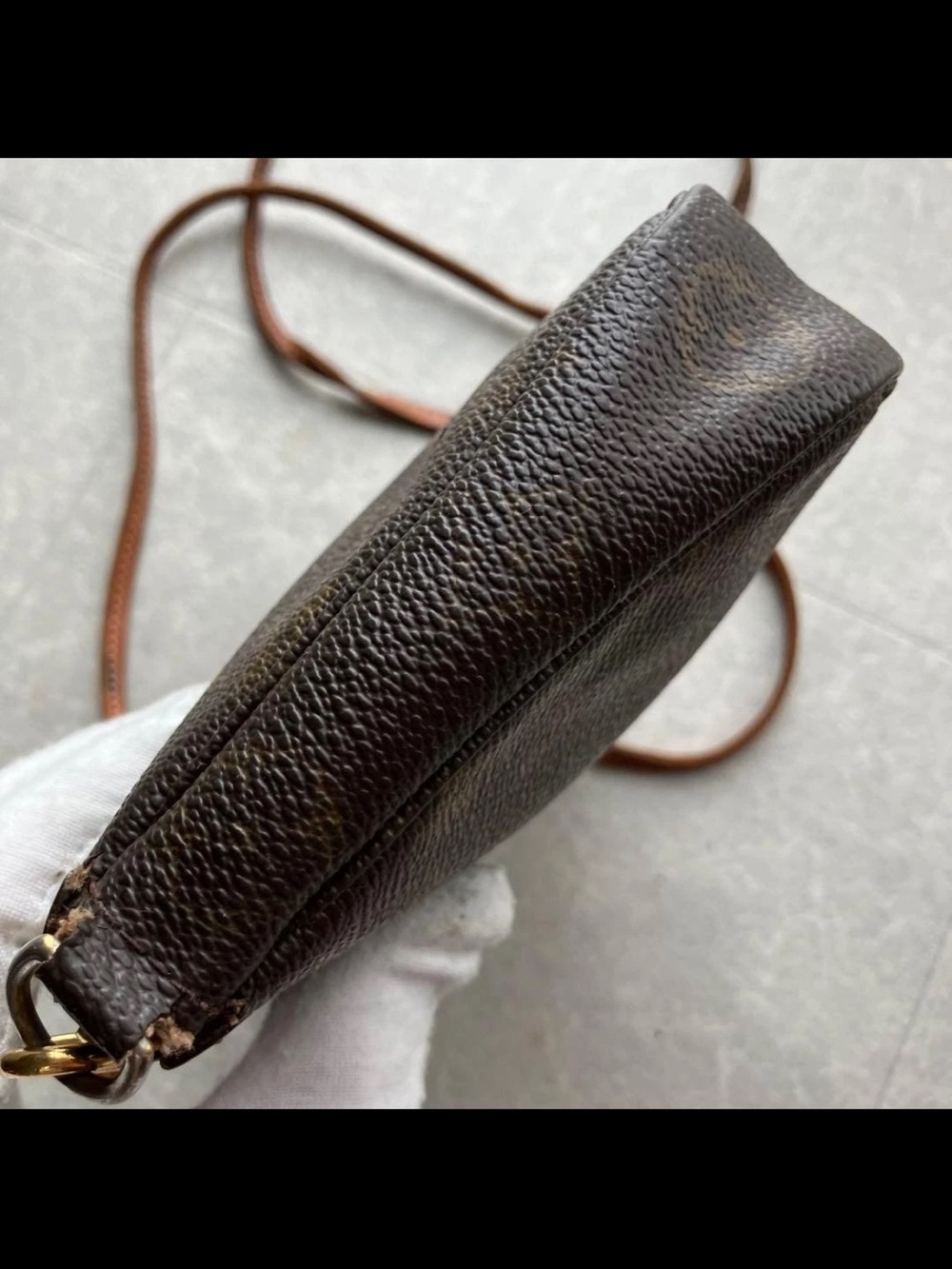 Louis Vuitton Monogram Shoulder Bag in Brown and Gold - Picture 8 of 15
